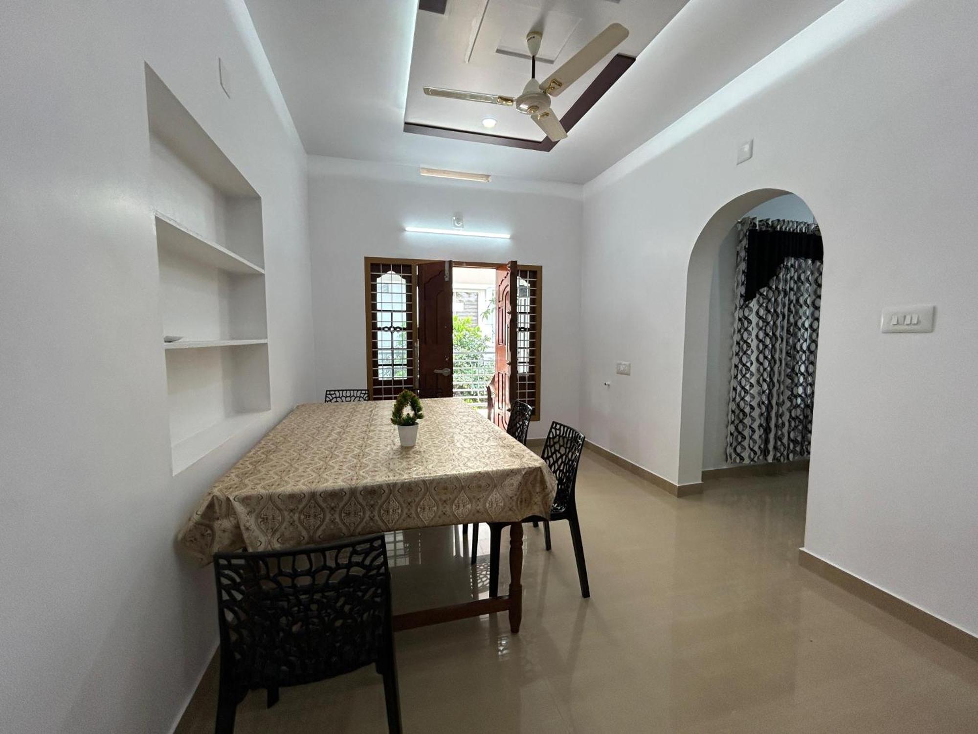 Puzhayoram Homestay Thrissur Kültér fotó